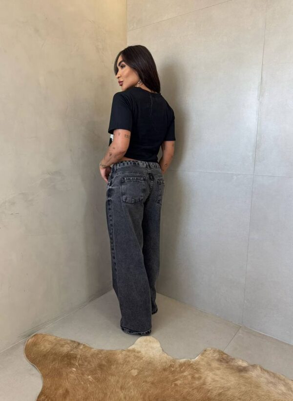 T-shirt Paris Preta - Imagem 3