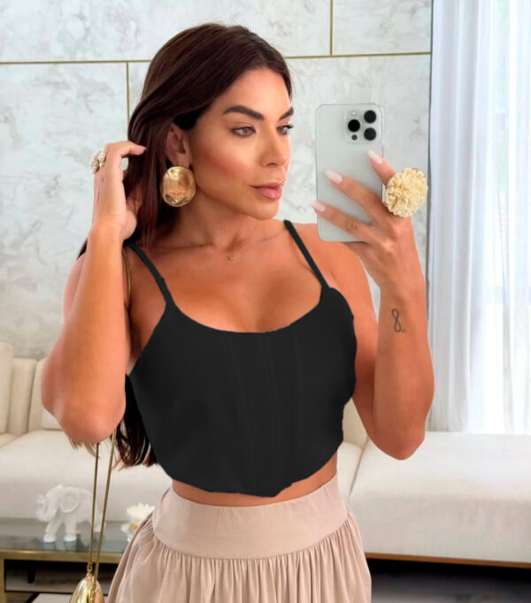 Cropped Alfaiataria De Bico Preto