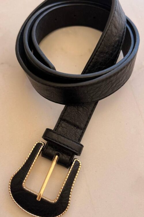 Cinto Preto Fivela Encapada com Detalhes Dourado