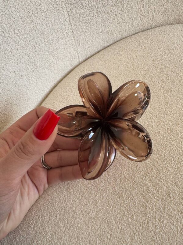 Presilha de Cabelo Flor Marrom