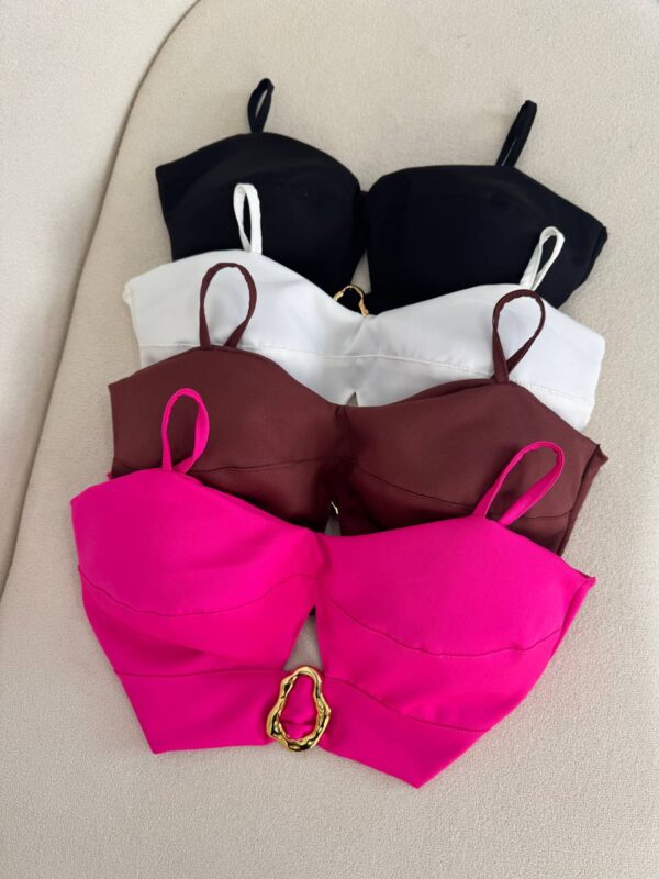 Cropped Alfaiataria Com Argola Orgânica Dourada