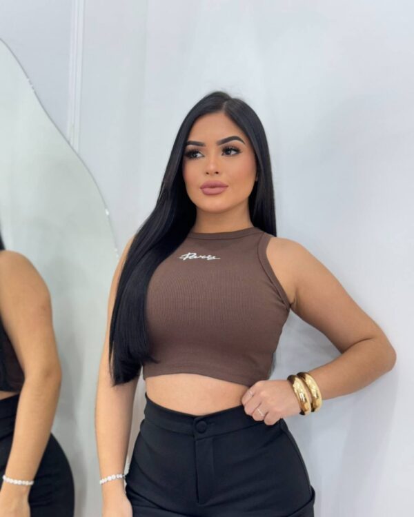 Cropped Regata Ribana Canelada Bordada Paris Marrom - Imagem 2