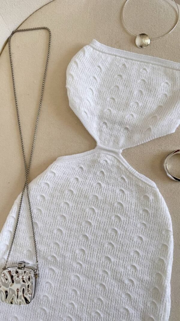 Vestido Em Tricot Crochê Abertura Na Cintura Branco - Imagem 2
