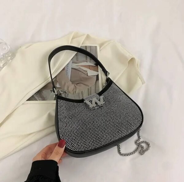 Bolsa Meia Lua Inspired Strass Prata - Imagem 3