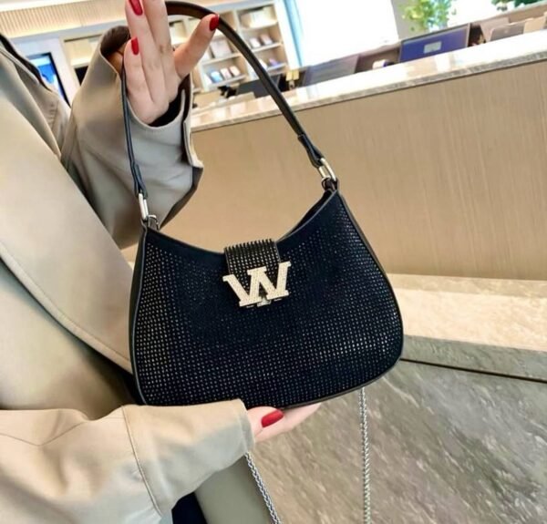 Bolsa Meia Lua Inspired Strass Preta