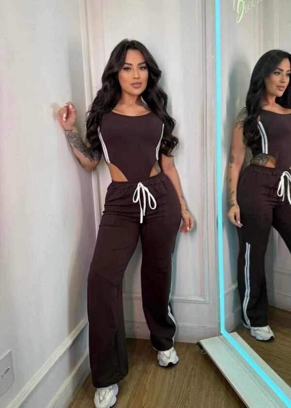 Conjunto De Body Cavado + Calça Listras Marrom