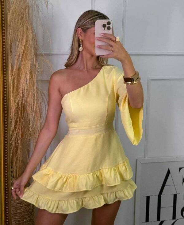 Vestido/macaquinho Manga Única Babadinhos Amarelo - Imagem 3