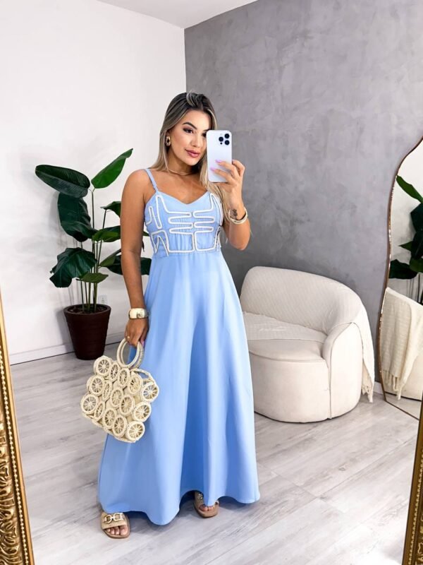 Vestido Longo Detalhes Na Frente Azul