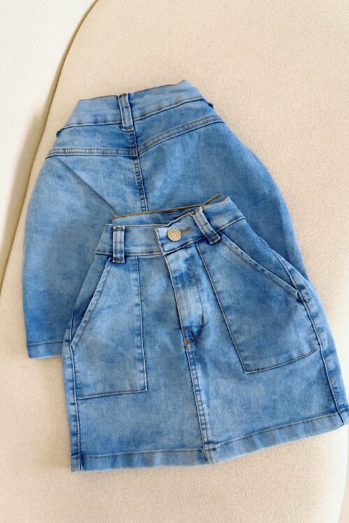 Saia Jeans com Lycra Bolsos Frontais