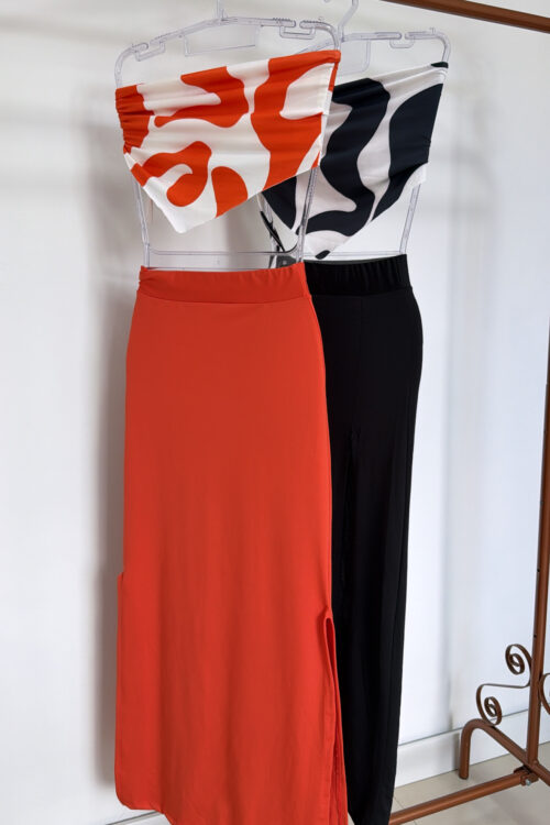 Conjunto Cropped Lenço e Saia Longa