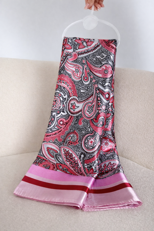 Lenço Cetim Várias Formas de Usar Cristina