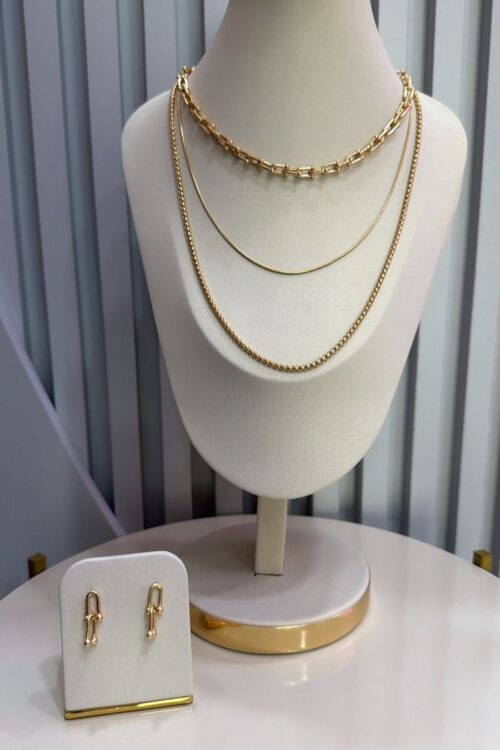 Conjunto de 3 Colares e Brinco Jay Dourado