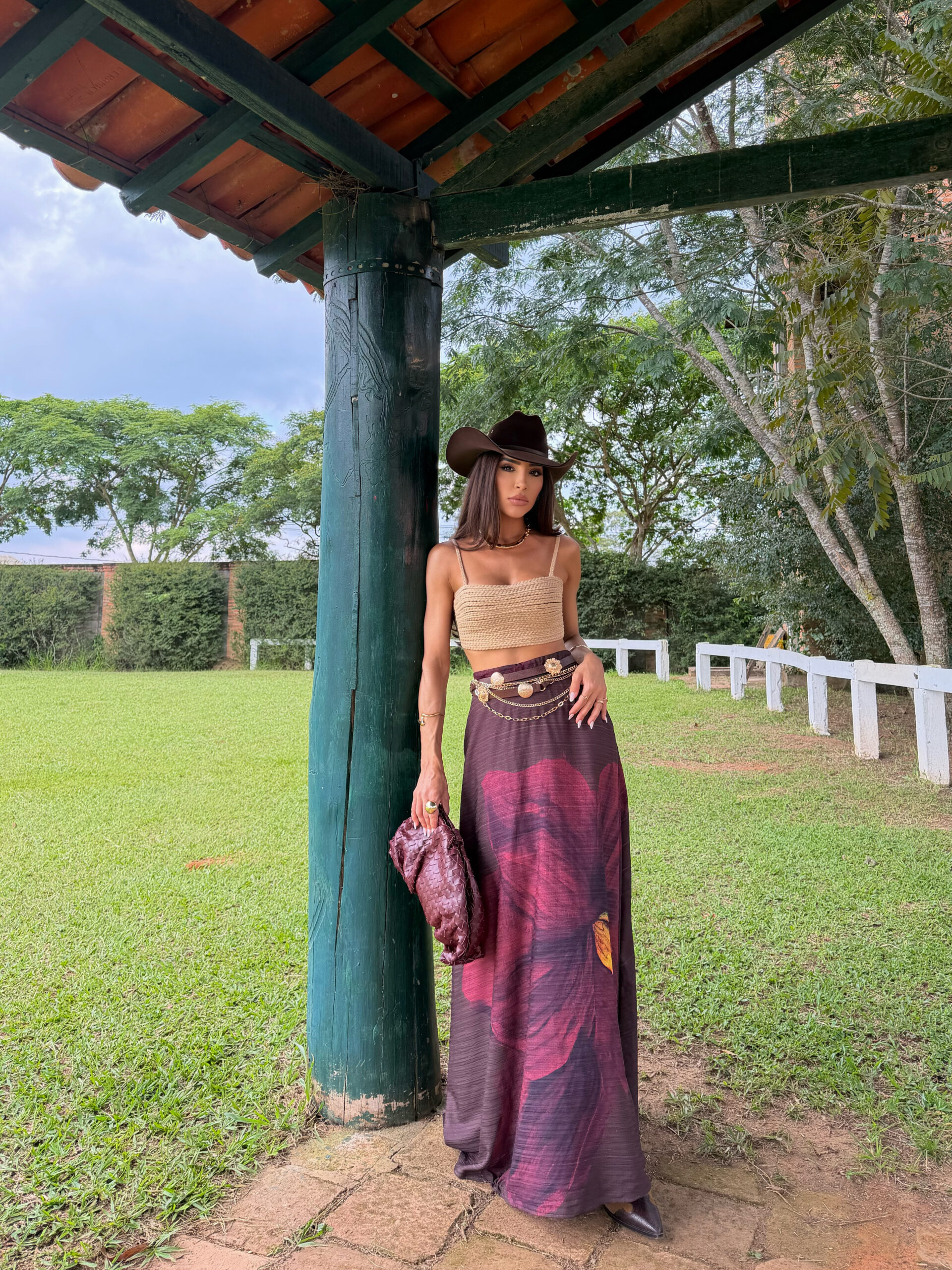 Conjunto Flora Bella - Top Artesanal e Saia Longa Estampada