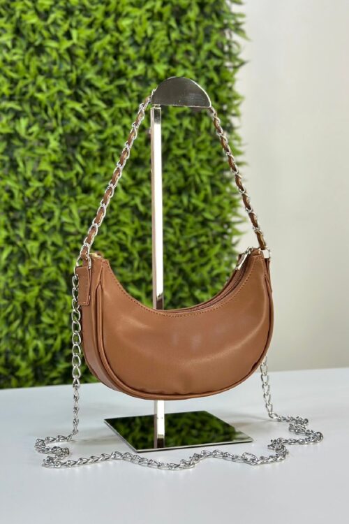 Bolsa Meia Lua — Alça de Ombro com Correntaria