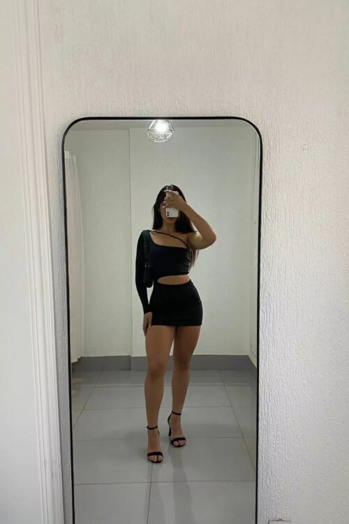 Vestido Recortes Pérola Preto