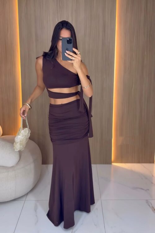 Conjunto Longo Recortes Amarração Marrom